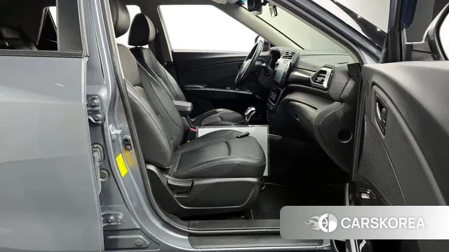 Ssangyong The New Tivoli 2023 Серый из Кореи, фото 2