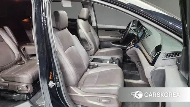 Honda Odyssey 2018 Черный из Кореи, фото 2