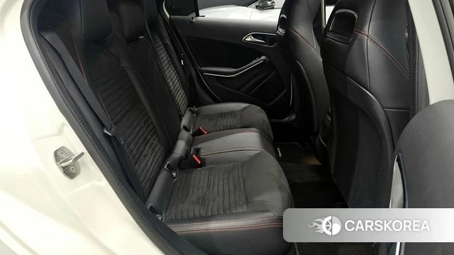 Mercedes-Benz A-Class W176 2018 Белый из Кореи, фото 2