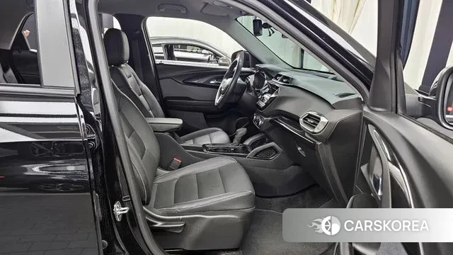 Chevrolet (GM Daewoo) Trailblazer 2021 Черный из Кореи, фото 2