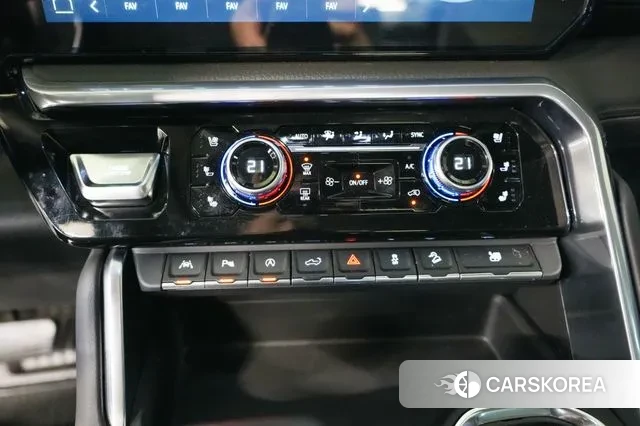 GMC Sierra 2023 Черный из Кореи, фото 2