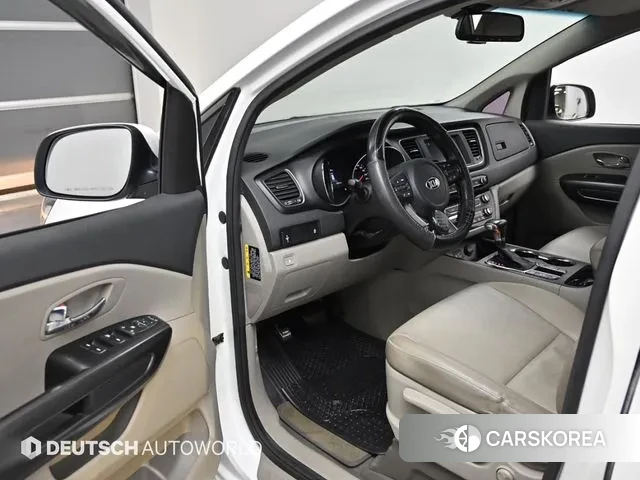 Kia The New Carnival 2018 Белый из Кореи, фото 2