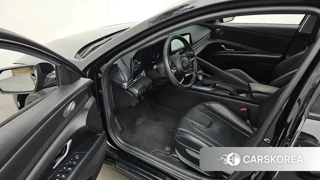 Hyundai Avante (CN7) 2022 Черный из Кореи, фото 2