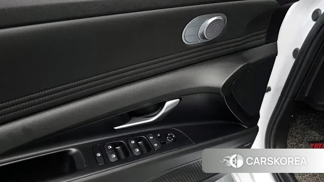 Hyundai Avante (CN7) 2021 Белый из Кореи, фото 2