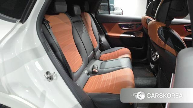 Mercedes-Benz GLC-Class X254 2023 Белый из Кореи, фото 2