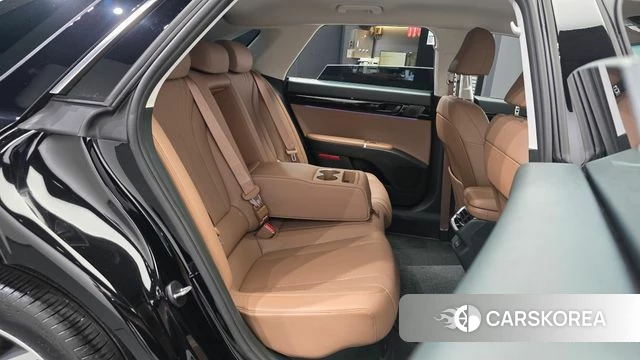 Hyundai Grandeur Hybrid (GN7) 2026 Черный из Кореи, фото 2