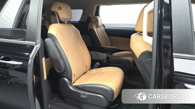 Kia Carnival 4th generation 2022 Черный из Кореи, фото 2