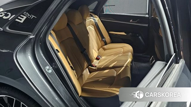 Kia K5 3rd generation 2023 Серый из Кореи, фото 2