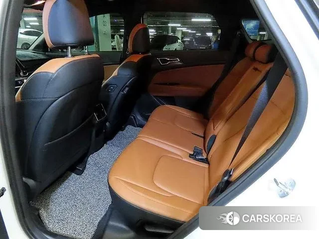 Kia Sportage 5th Generation 2023 Белый из Кореи, фото 2