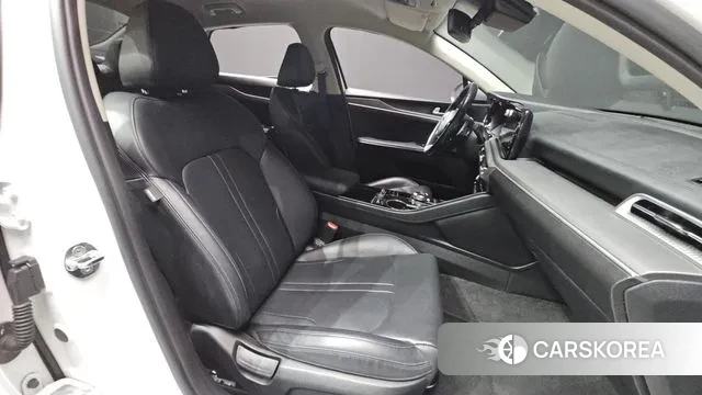 Kia K5 3rd generation 2022 Белый из Кореи, фото 2