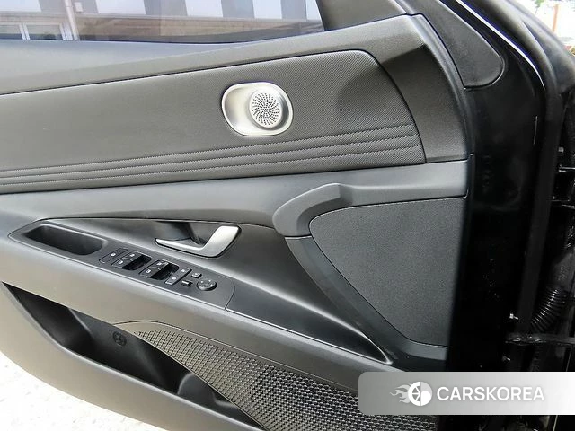 Hyundai Avante (CN7) 2020 Черный из Кореи, фото 2