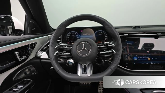 Mercedes-Benz E-Class W214 2025 Белый из Кореи, фото 2