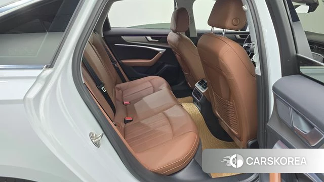 Audi A6 (C8) 2020 Белый из Кореи, фото 2