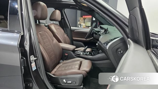 BMW X3 (G01) 2021 Серый из Кореи, фото 2