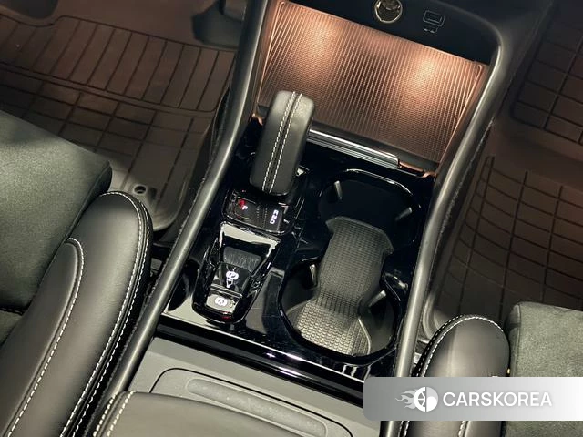Volvo XC40 2021 Белый из Китая, фото 2