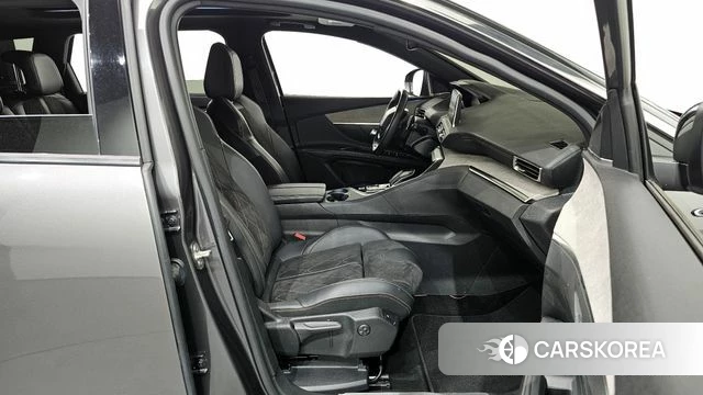 Peugeot 5008 second generation 2020 Серый из Кореи, фото 2