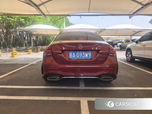 Mercedes-Benz Class A 2023 Красный из Китая, фото 2