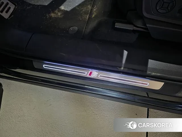 Audi e-Tron 2021 Серый из Кореи, фото 2