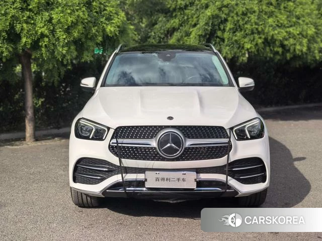 Mercedes-Benz GLE (import) 2023 Белый из Китая, фото 2