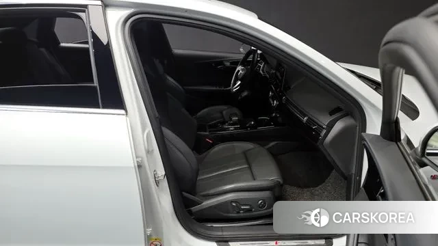 Audi A4 (B9) 2021 Белый из Кореи, фото 2