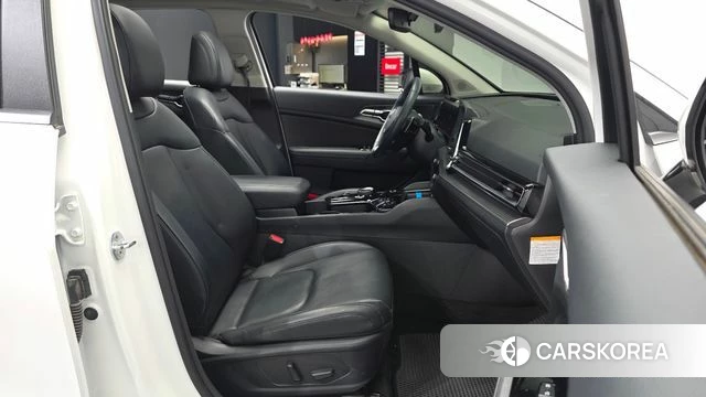 Kia Sportage 5th Generation Hybrid 2021 Белый из Кореи, фото 2