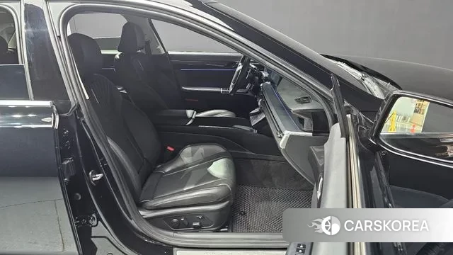 Hyundai Grandeur (GN7) 2023 Черный из Кореи, фото 2