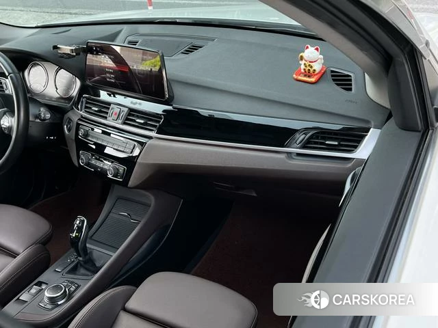 BMW X1 2023 Белый из Китая, фото 2