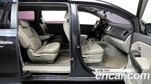 Kia The New Carnival 2019 Серый из Кореи, фото 2