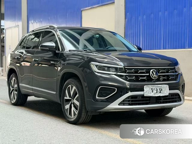 Volkswagen Tanyue 2022 Темно-серый из Китая, фото 2