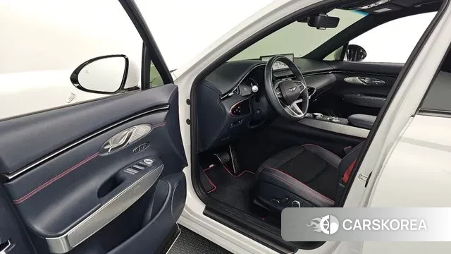 Genesis GV70 2022 Белый из Кореи, фото 2