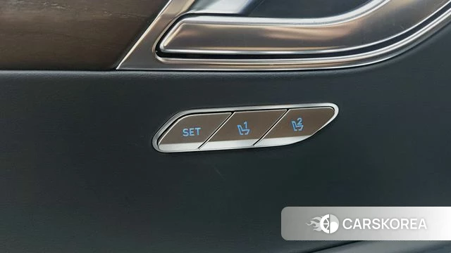 Genesis GV80 2023 Белый из Кореи, фото 2