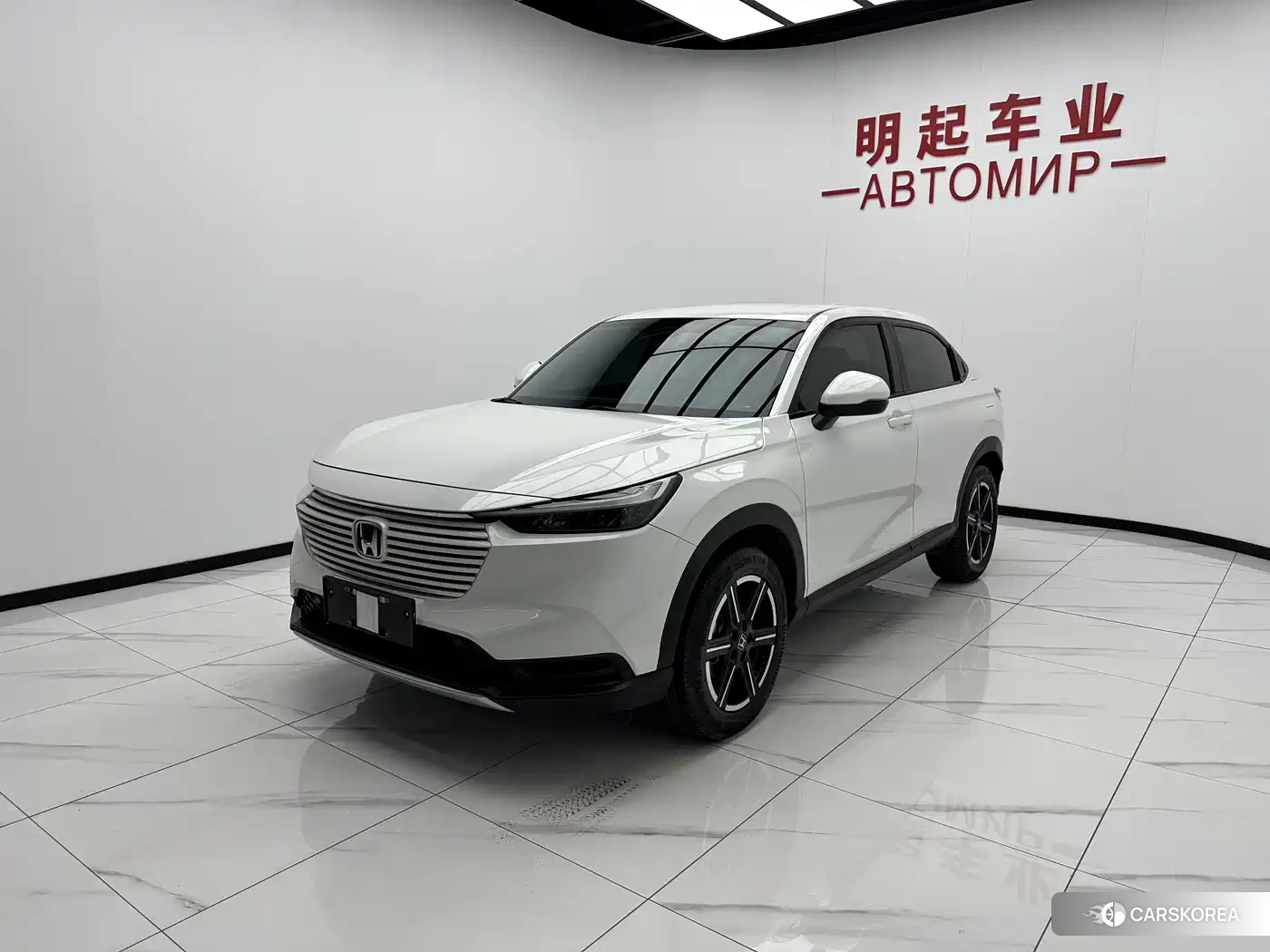 Honda Vezel 2023 Белый из Китая, фото 2