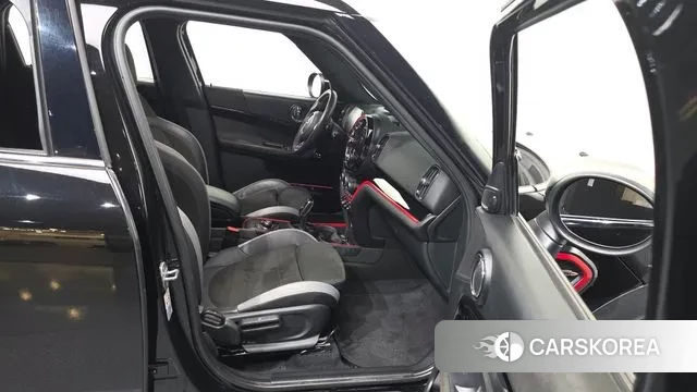 Mini Cooper S Countryman 2021 Черный из Кореи, фото 2