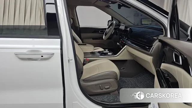 Kia Carnival 4th generation 2021 Белый из Кореи, фото 2