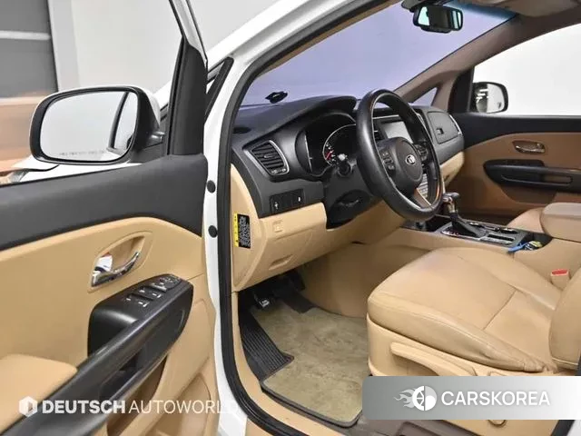 Kia The New Carnival 2018 Белый из Кореи, фото 2