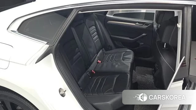 Volkswagen Arteon 2019 Белый из Кореи, фото 2