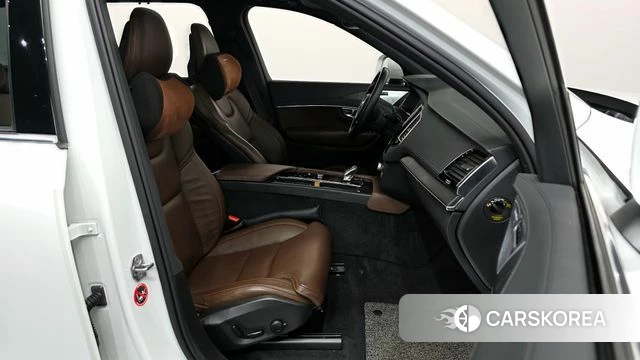 Volvo XC90 second Generation 2021 Белый из Кореи, фото 2