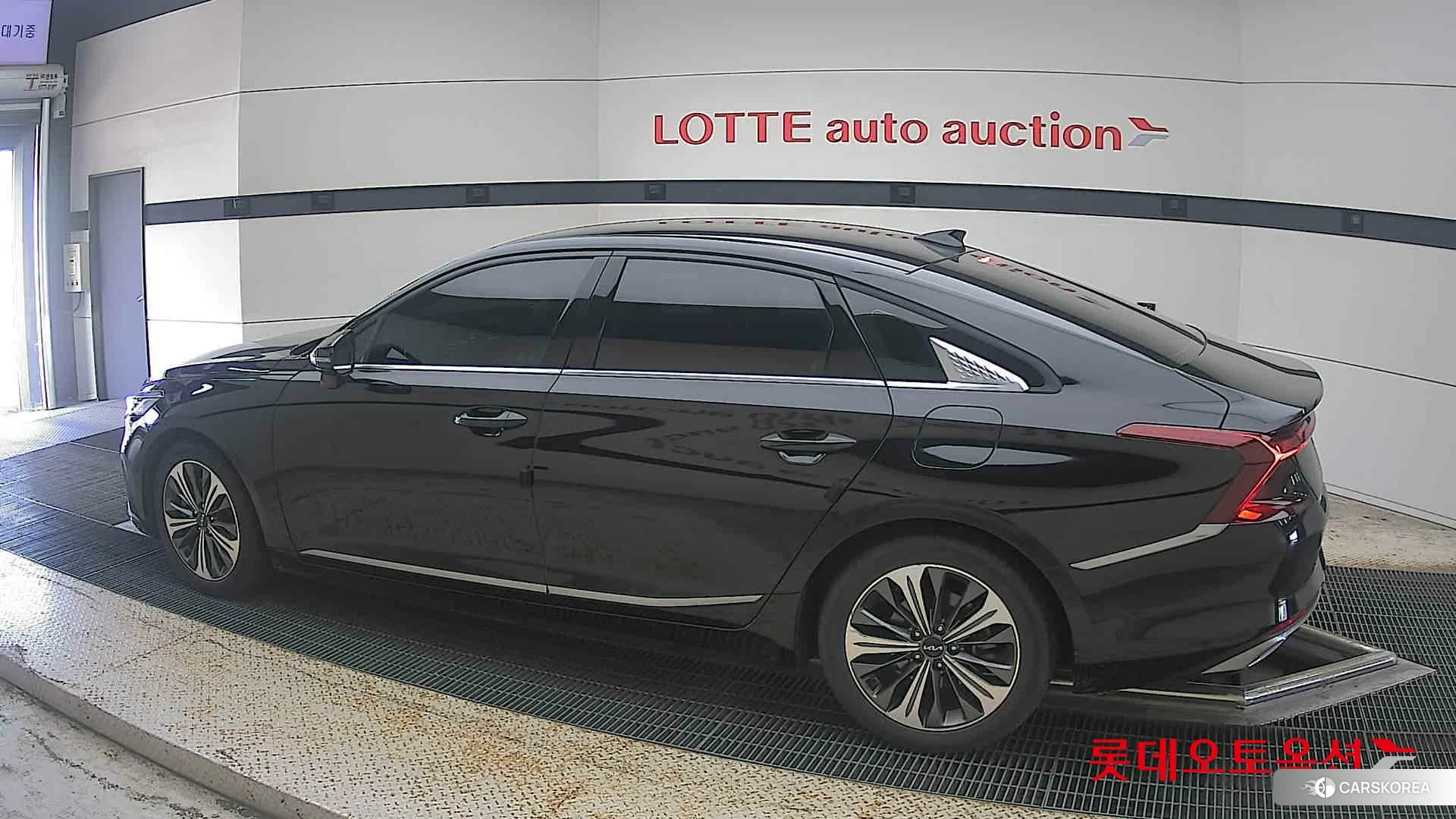 Kia K8 2023 Aurora Black Pearl из Кореи, фото 2