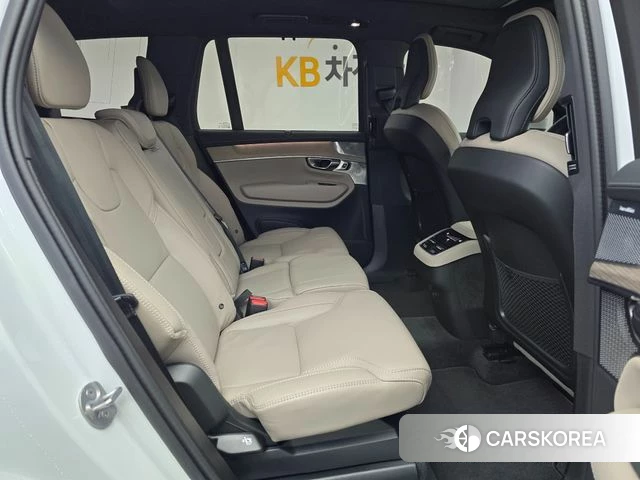 Volvo XC90 second Generation 2025 Белый из Кореи, фото 2