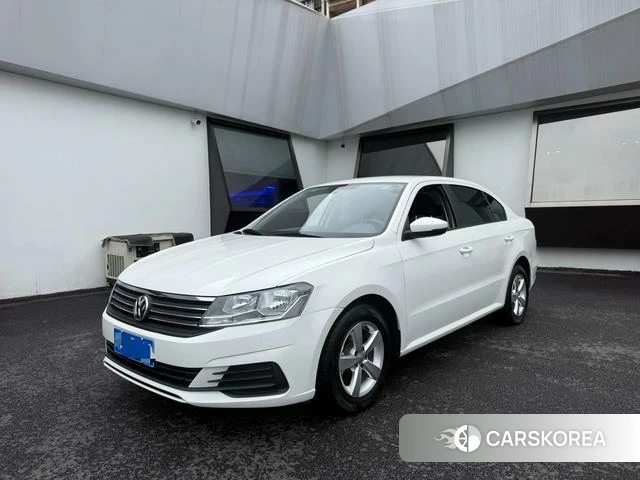 Volkswagen Lavida 2022 Белый из Китая, фото 2