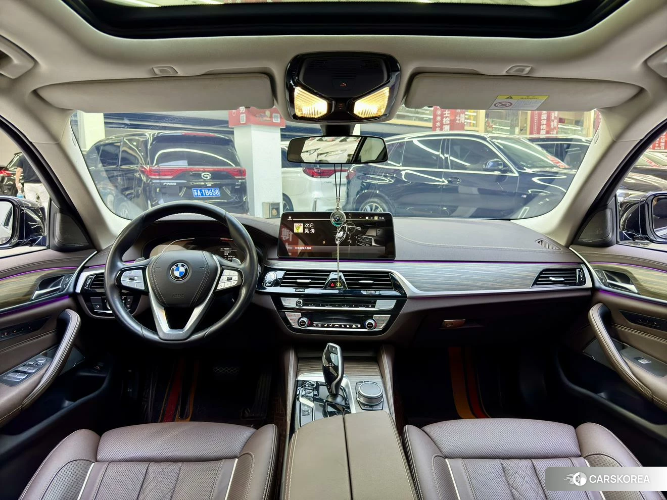 BMW 5 series 2022 Черный из Китая, фото 2