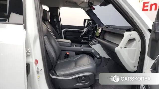 Land Rover Defender (L663) 2023 Белый из Кореи, фото 2