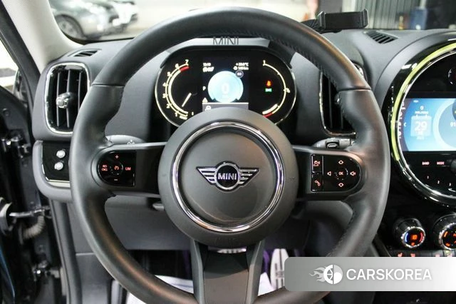Mini Cooper Countryman 2024 Черный из Кореи, фото 2