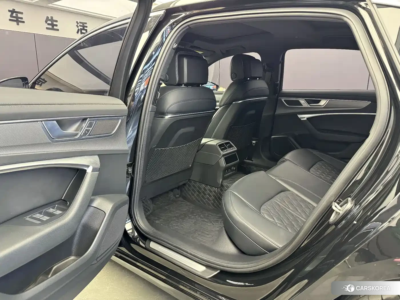 Audi A6L 2025 Черный из Китая, фото 2