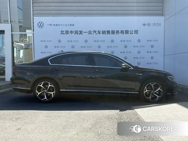 Volkswagen Magotan 2023 Черный из Китая, фото 2