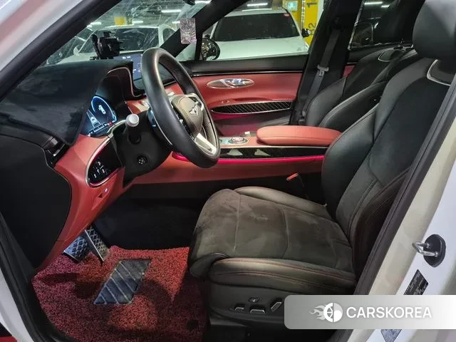 Genesis GV70 2022 Белый из Кореи, фото 2