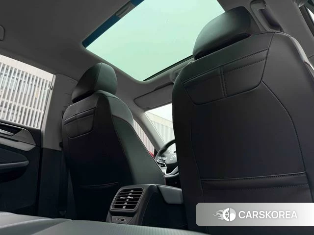 Volkswagen Lingdu 2022 Красный из Китая, фото 2