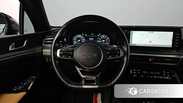 Kia K5 3rd generation 2023 Серый из Кореи, фото 2