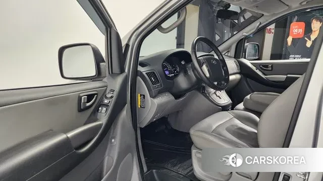 Hyundai The New Grand Starex 2019 Серебряный из Кореи, фото 2