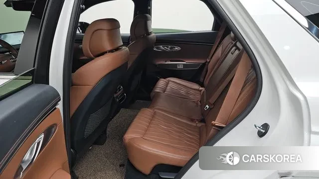 Genesis GV70 2022 Белый из Кореи, фото 2